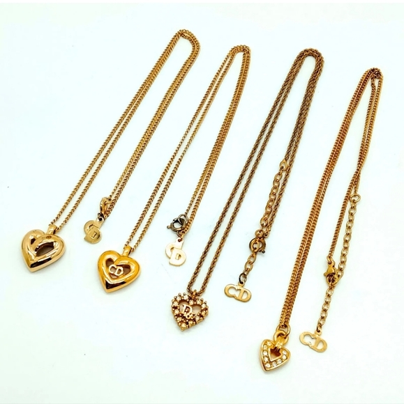 Christian Dior Necklace - Picture 1 of 3